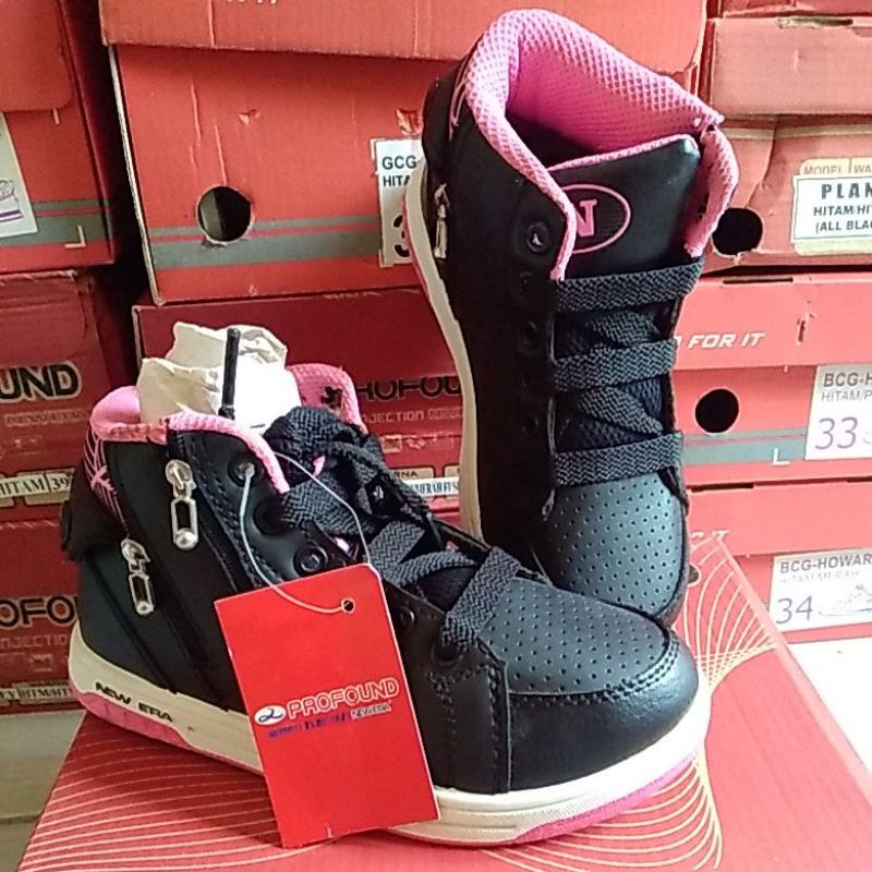 Sepatu sekolah anak New Era Tuscany hitam putih pink