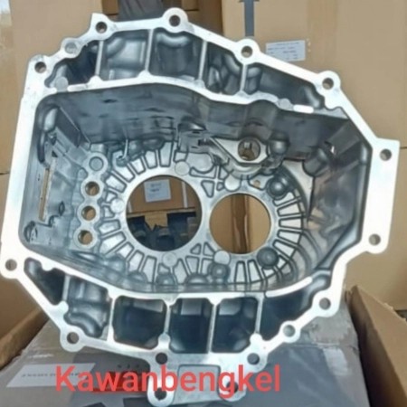 Batok transmisi cover transmisi tengah CANTER PS125HD terlaris