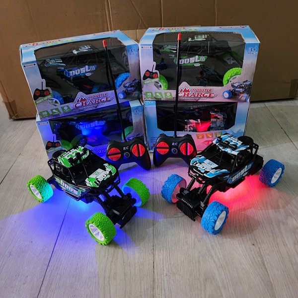 MAINAN MOBIL RC CRAWLER OFFROAD REMOTE CONTROL RC ROCK CRAWLER
