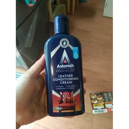 Danil Astonish Pembersih Jok 750Ml / Leather Cleaner