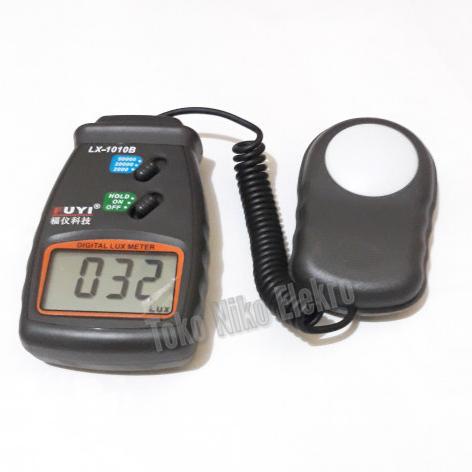 DIGITAL LUX METER FUYI LX-1010B