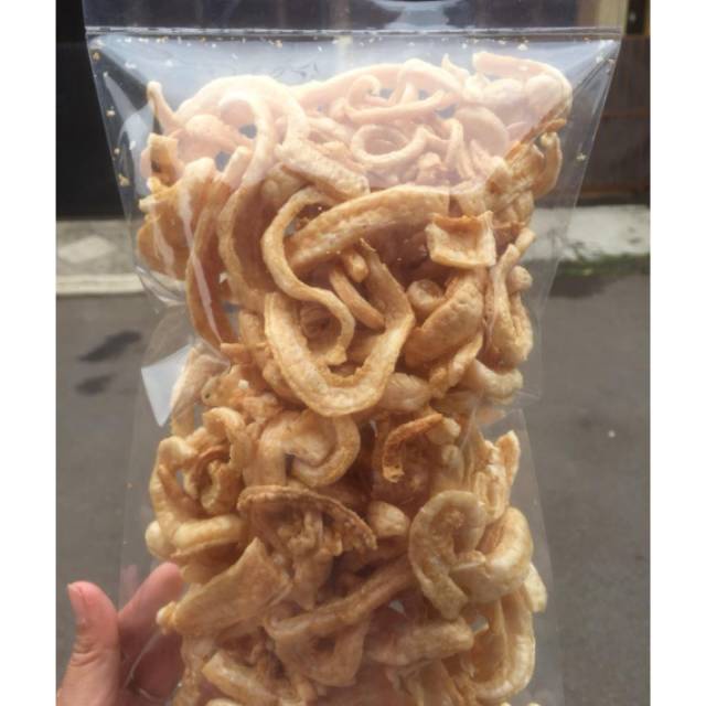 

Kripik Urat Sapi (Celan Tanpa Tepung)