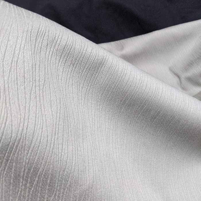 Terlaris Kain Jok Mobil Toyota Innova Lama