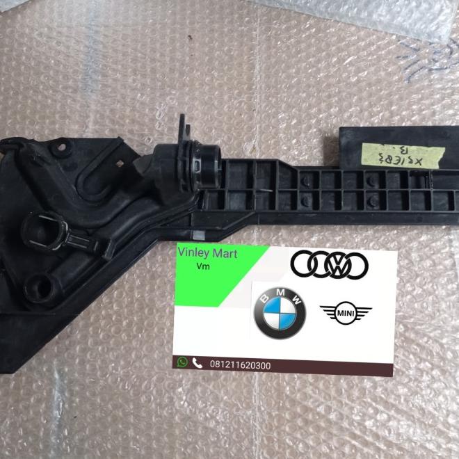 Breket Tabung Radiator (Gitar) Bmw X3 E83