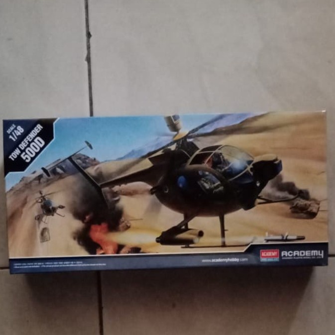 FLASH SALE!!! MODEL KIT HELIKOPTER HUGHES 500D (1/48) TERLARIS