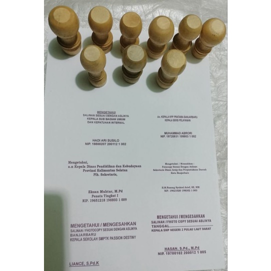 

STEMPEL LEGALISIR/PENGESAHAN/MENGESAHKAN