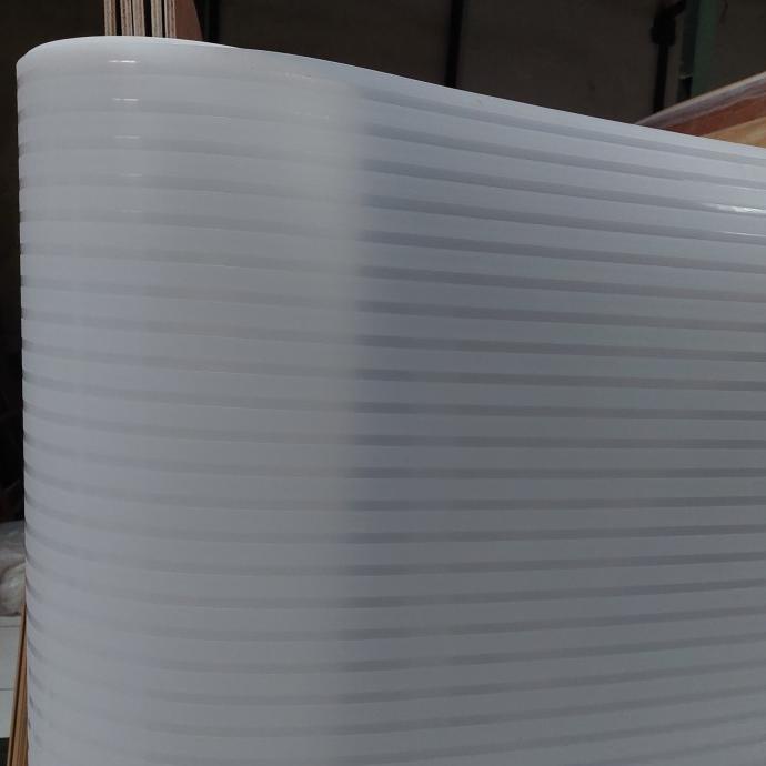`````````] Fiber Pagar Motif Stripe Putih Susu Per Meter