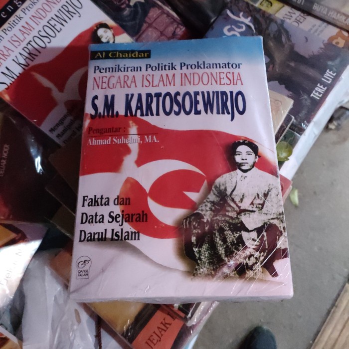 FLASH SALE PEMIKIRAN POLITIK PROKLAMATOR NEGARA ISLAM BUKU KARTOSOEWIRJO LENGKAP TERMURAH