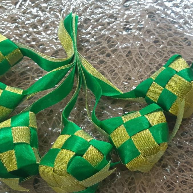 

Halloween Ketupat Kain Besar Hijau Tua Lusinan Berkualitas