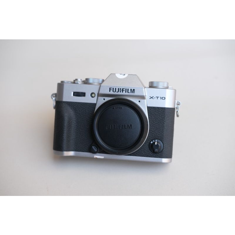 FUJIFILM XT10 FUJI XT-10 FUJIFILM XT-10 BUKAN XT-20 XT1 XT2 XT100 FUJIFILM XT20 BO MULUS SIAP PAKAI 