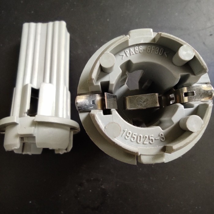 New 2Pc Fitting Soket Lampu Rem Belakang 63211387365 Bmw E36 E38 E53 Kode Ma134