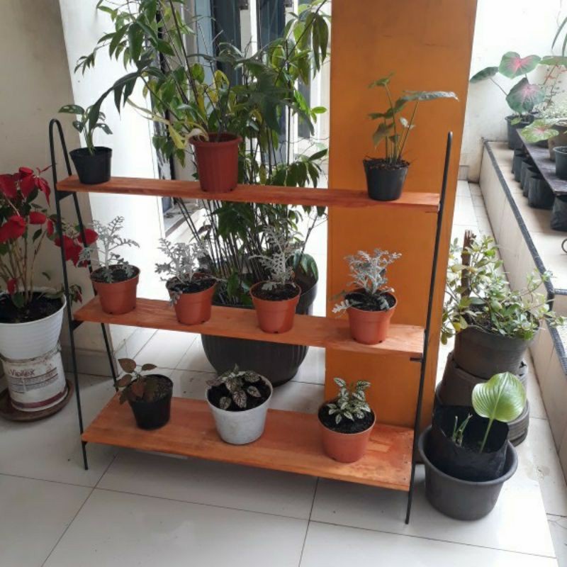 Rak Bunga Besi Kayu 3 Susun Nimalis Tempat Dekorasi Tanaman Rumah