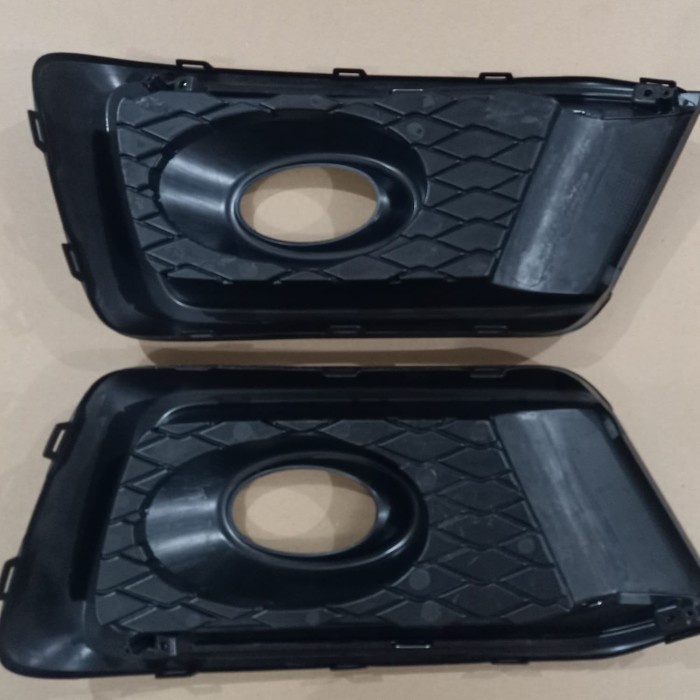 Cover Fog Lamp Honda Mobilio/Brio RS ORIGINAL