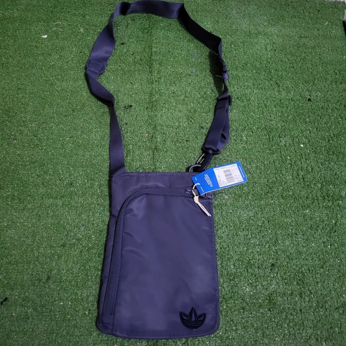 ✨Ready Adidas Original Festival Sling Bag Medium Navy Bnwt Terbaru