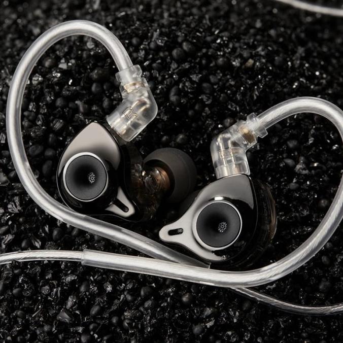 Sgor Adonis Hybrid Dual Driver In Ear Earphone With Mic