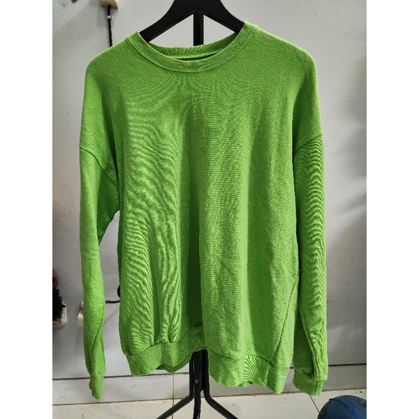 Crewnwck hijau neon preloved