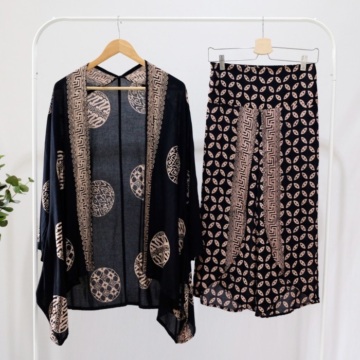 [Ori] One Set Batik Wanita Set Batik - Outer Piringan Kulot Kawung Terbatas