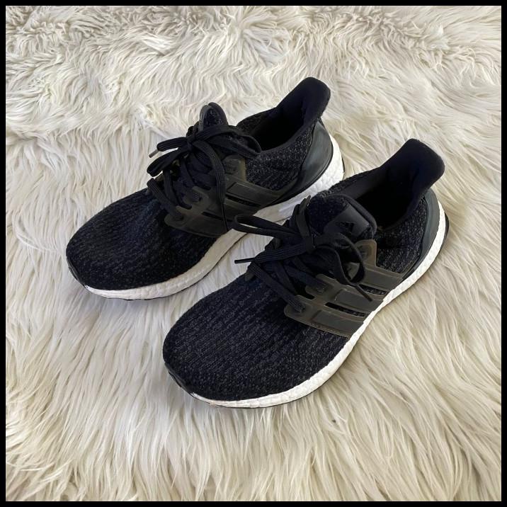 HOT DEAL SEPATU ADIDAS SHOE ULTRA BOOST WOMEN US 6 4 1/2 SECOND ORIGINAL !!!!!!!