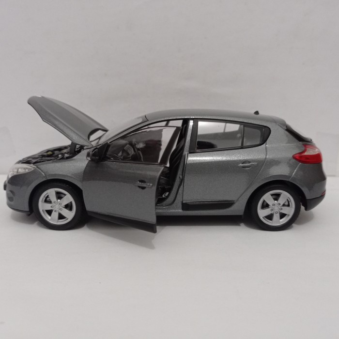 PROMO DIECAST MOBIL MEGANE RENAULT WELLY 1:24 MOBIL MAINAN KOLEKSI MURAH TERBARU