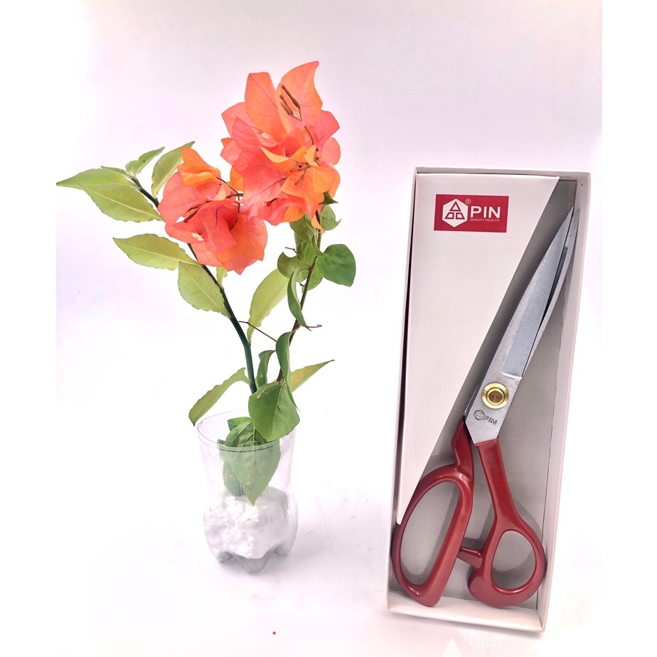 

Gunting Kain (Tailor). Merk: Pin.Uk: 8