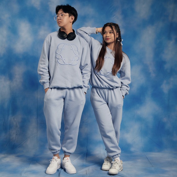 First Time Round - Anagram Crewneck - Lagoon