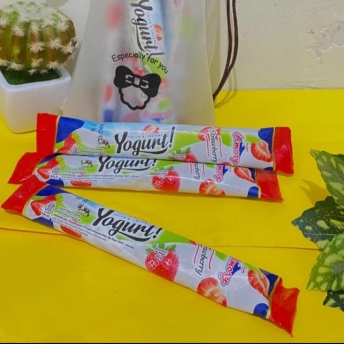 

Cimory yogurt stick 40gr strawberry 1 karton isi 100pcs