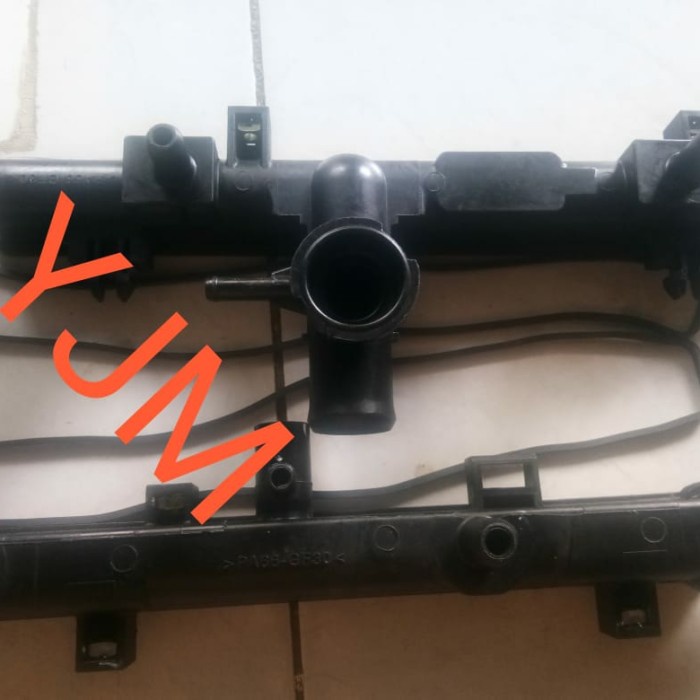 Upper Tank Radiator Calya/Sigra Termurah