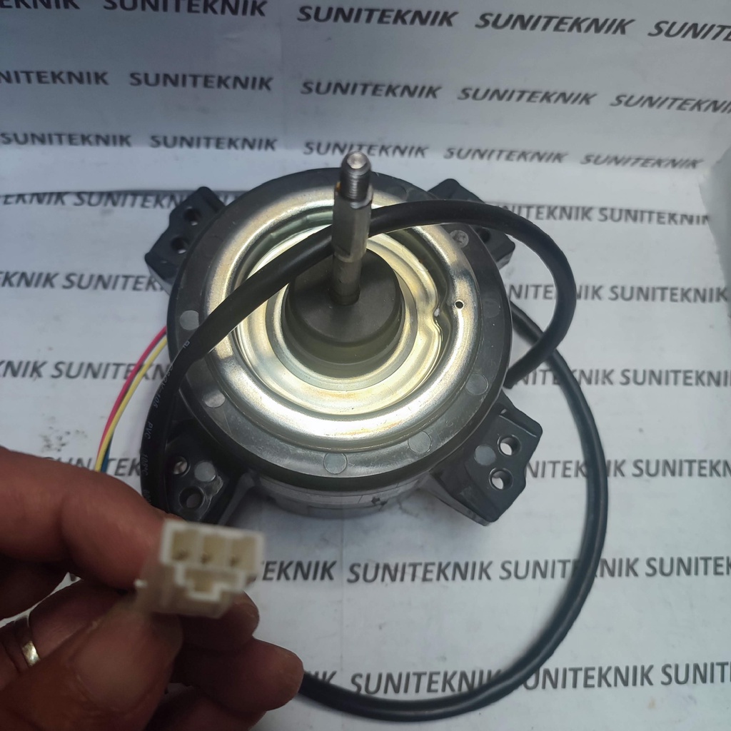 MOTOR FAN OUTDOOR AC PANASONIC INVERTER 0.5 - 2PK - DINAMO KIPAS OUTDOOR AC PANASONIC INVERTER