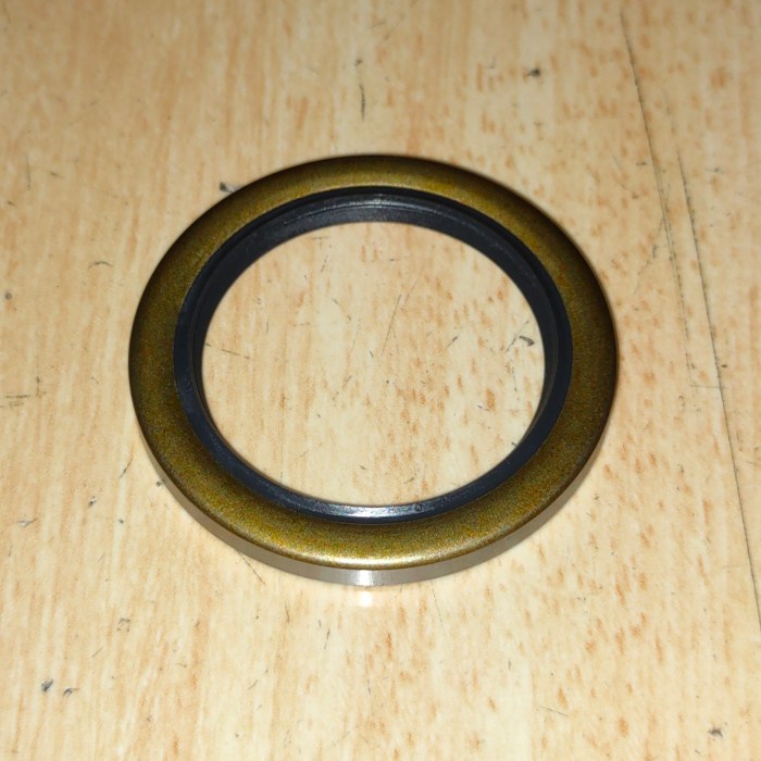 Seal Roda Depan Mazda Capella 616 039833065 Kode Ku293