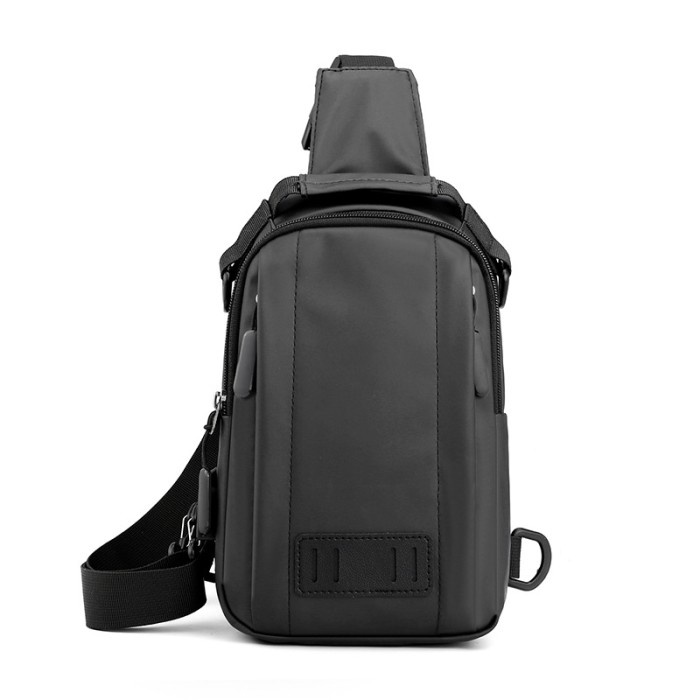 tas selempang Techdoo Tas Selempang Pria USB Charge Slingbag Casual Waterproof TS712 - Hitam(U6X6) t