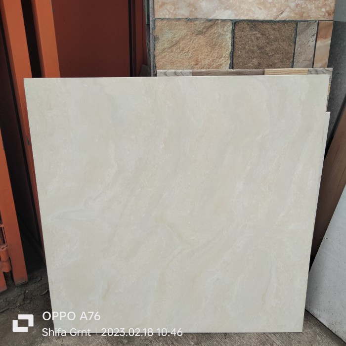 GRANIT LANTAI 60X60.CREMA PERLATO/INDOGRESS