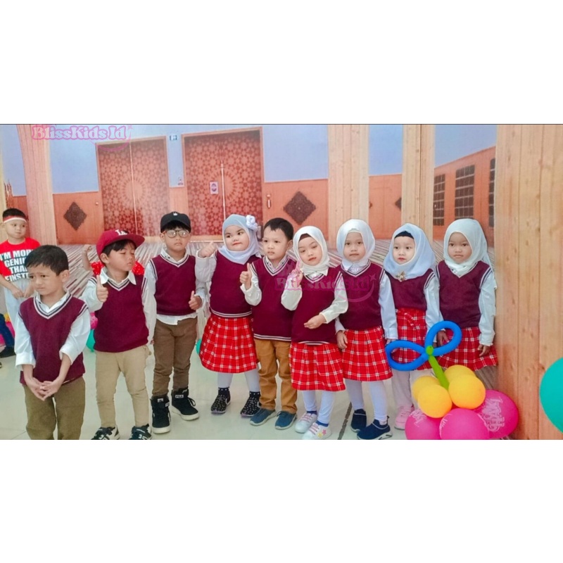Seragam Rompi Rajut Sekolah Anak: Warna Hitam, Maroon, Hijau, Merah, Navy, Abu, Cream