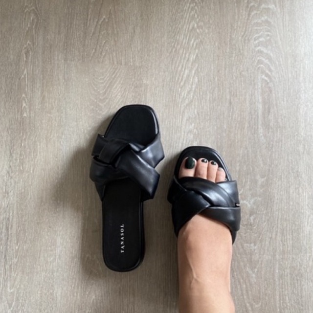 [MODEL TERKINI] TANASOL YOLLA SANDAL SANDAL WANITA