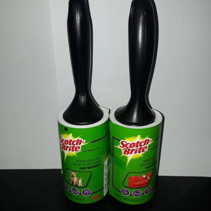 

3M Lint Roller 836R,Size:4" X 29,8Fit (56 Sheet) Kode 1243