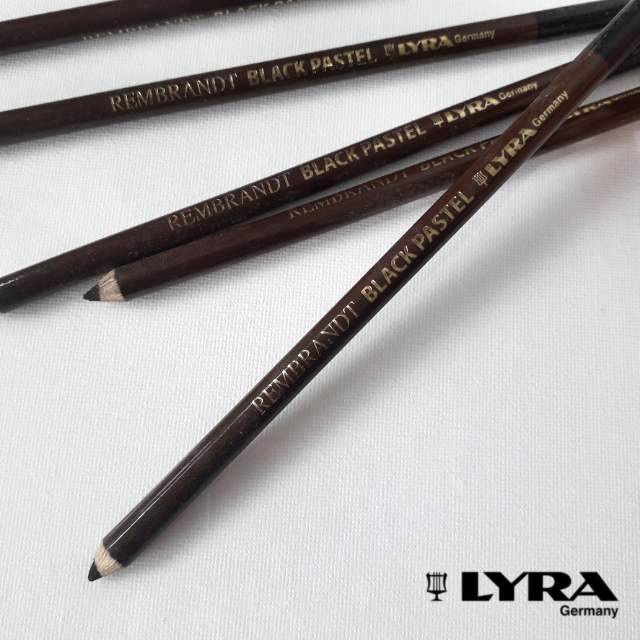 

PENSIL SKETCH LYRA REMBRANDT BLACK PASTEL