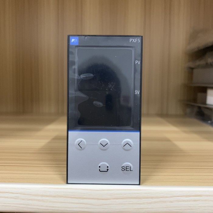 ✅Original Pxf5 Aby2 0V100 Temperature Controller Fuji Electric Ramp Soak Pwht Limited