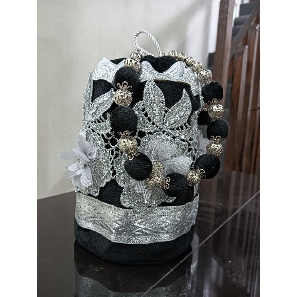 uncang/tas Bundo kanduang