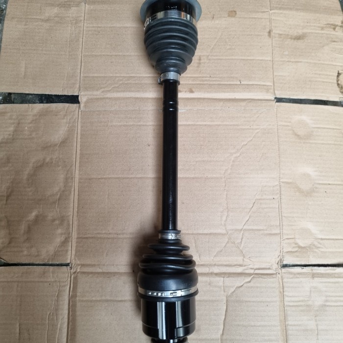As Roda Drive Shaft Cv Joint Kiri Suzuki Ertiga Matic Ori