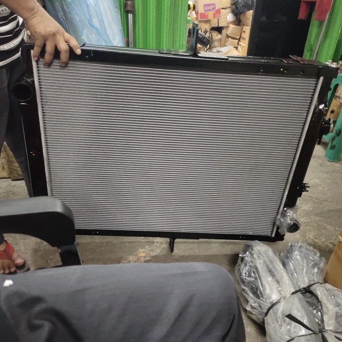 radiator isuzu giga 285 giga 285 ps - 245ps fvz34 original isuzu astra tokolarisjaya