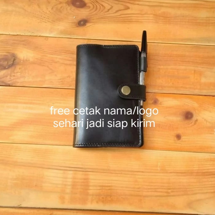 

Promo Cover Buku Agenda Kecil Kulit Asli Hitam Polos Gratis Buku