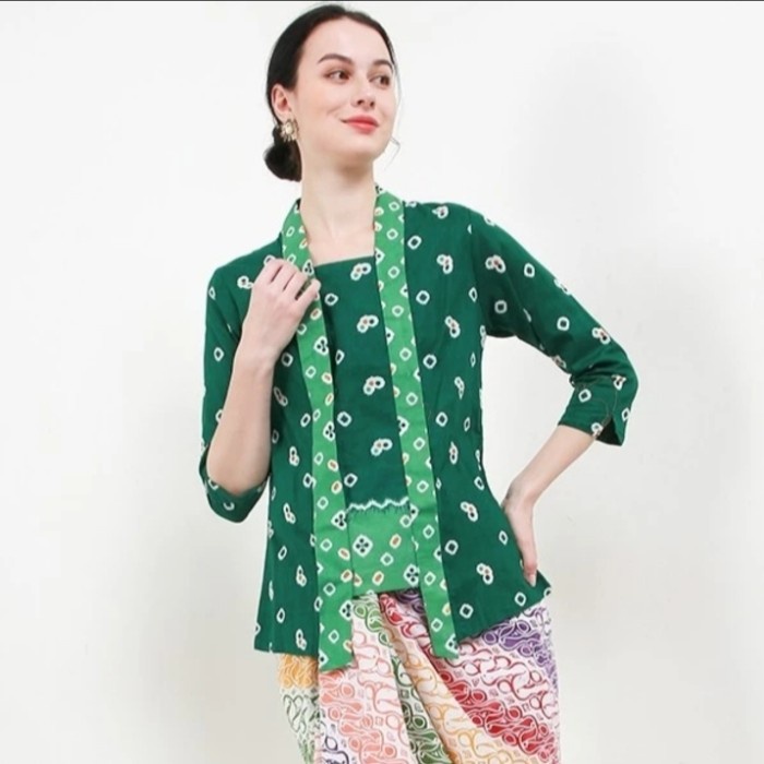 Kebaya Jumputan Kutu Baru Lengan 7/8 Hijau