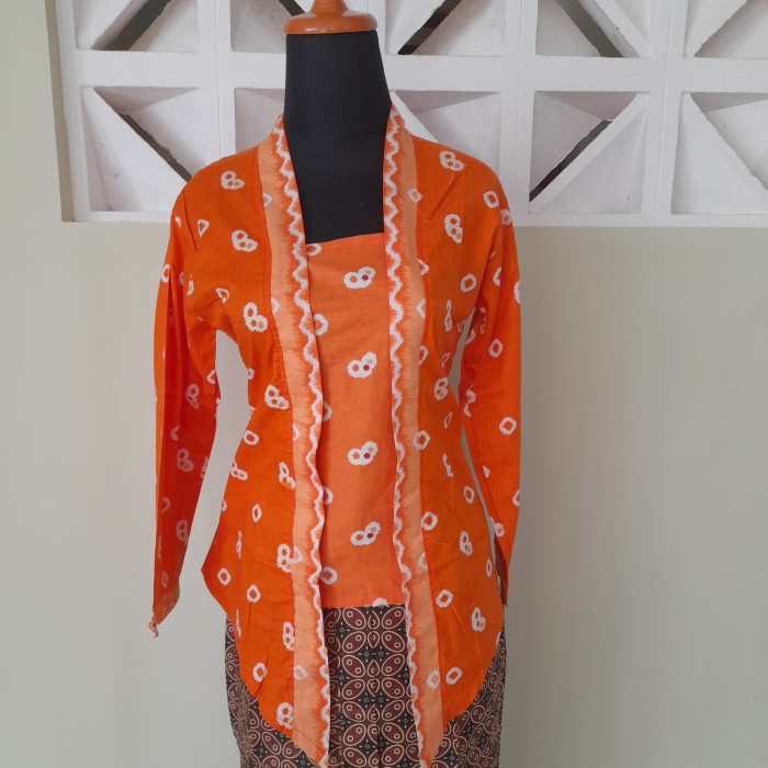 Kebaya Jumputan Kutu Baru