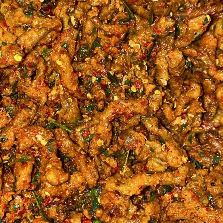 

ORI USUS KRISPI / KRIPIK USUS 1 KG / 1KG USUS CRISPY BUMBU PEDAS DAUN JERUK TERBARIK DI PAGE INI