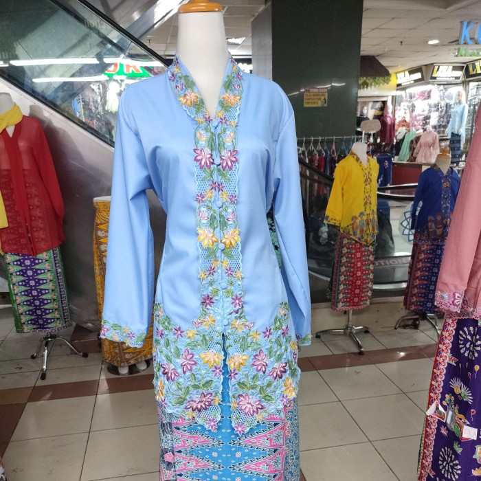KEBAYA ENCIM TOYOBO
