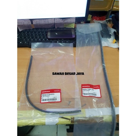 Karet Wiper Wifer Kaca Depan SET 2 Buah Kanan Kiri Honda HRV HR-V E Prestige 2015 2016 2017 2018