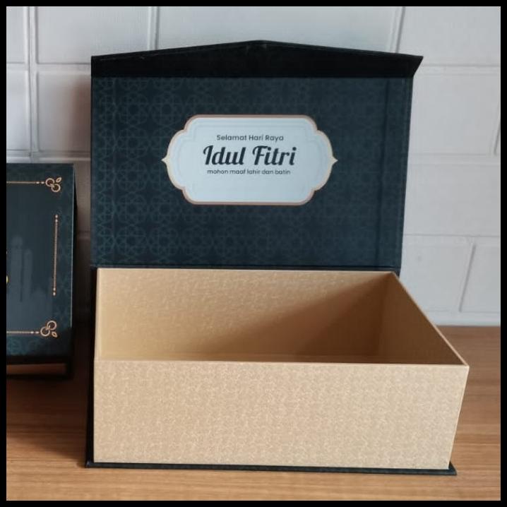 

DISKON KOTAK HARDBOX MAGNET LEBARAN UTK TOPLES KERING, KOTAK HADIAH LEBARAN