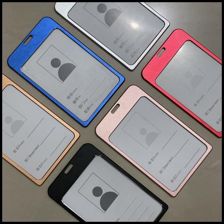 

DISKON ID CARDCASE CASING ID CARD HOLDER ALUMUNIUM 7 X 10 CM !!!!!!