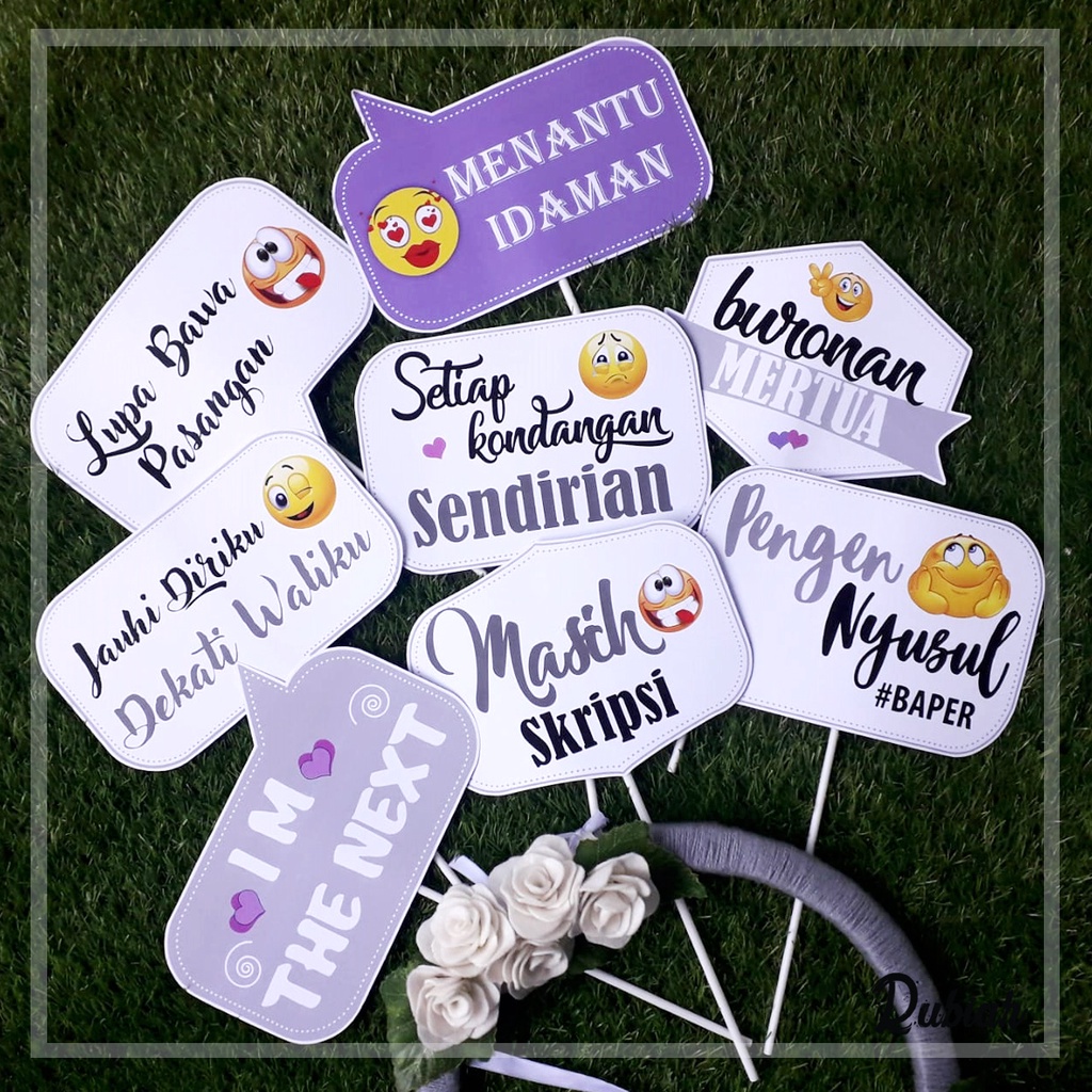 Custom Photo Props / Property Party / Aksess Photobooth White