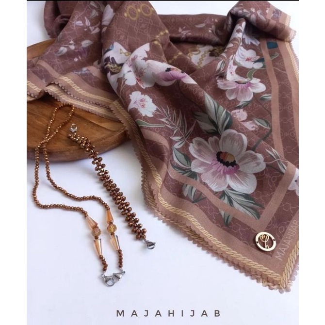 STYLISH HIJAB DAILY hijab segiempat 140cm dan 120 cm Majahijab seri Glam Flower