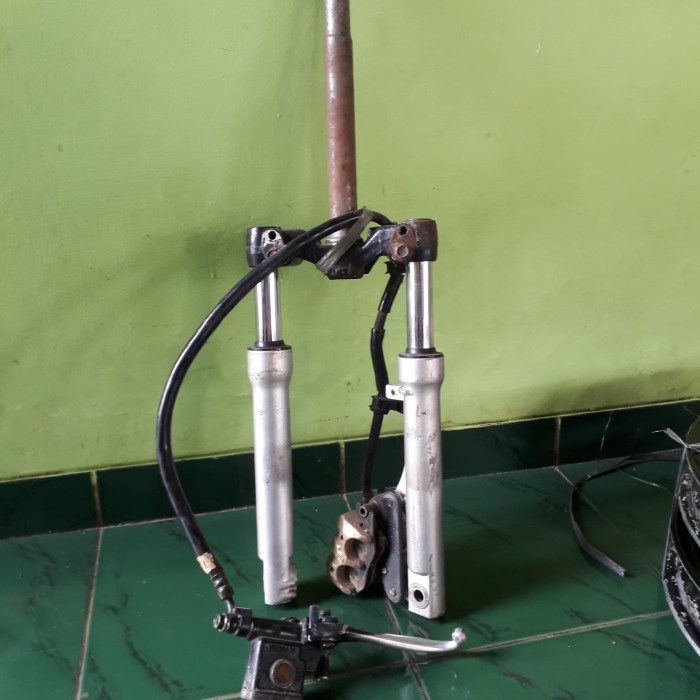 {BEKAS} shockbreaker shock depan kymco easy original copotan Berkualitas